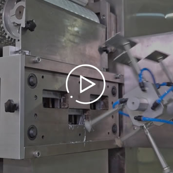 高速辊板泡罩包装机